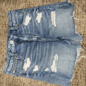 American Eagle AE destruction denim shorts